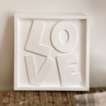 Afbeelding in Gallery-weergave laden, Houten LOVE bord
