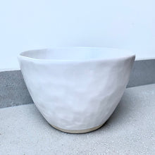Afbeelding in Gallery-weergave laden, Handgemaakte bowl
